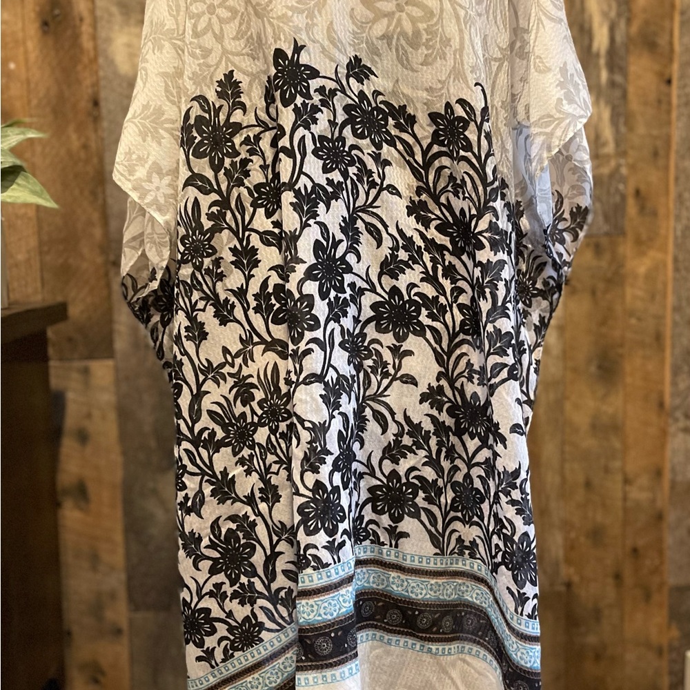 Kimono - Picture 2 of 4